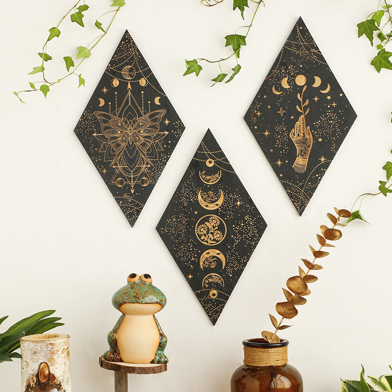 Geometric Carved Wooden Triang - Geometric Shelf Triangle recension och pris