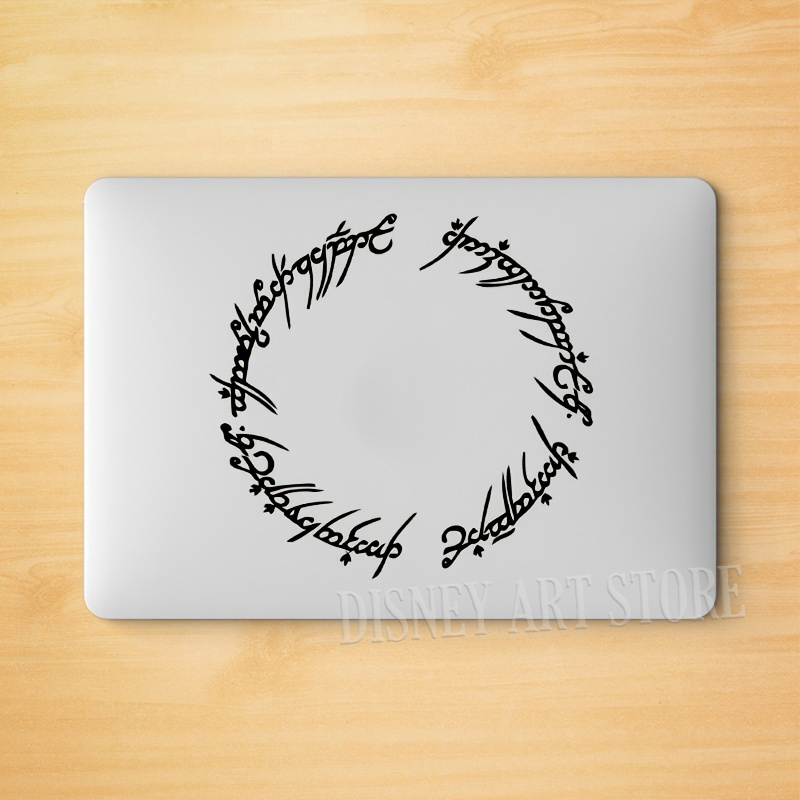 Magic Movie Elf Circle Sticker - Interior Design Magazine recension och pris